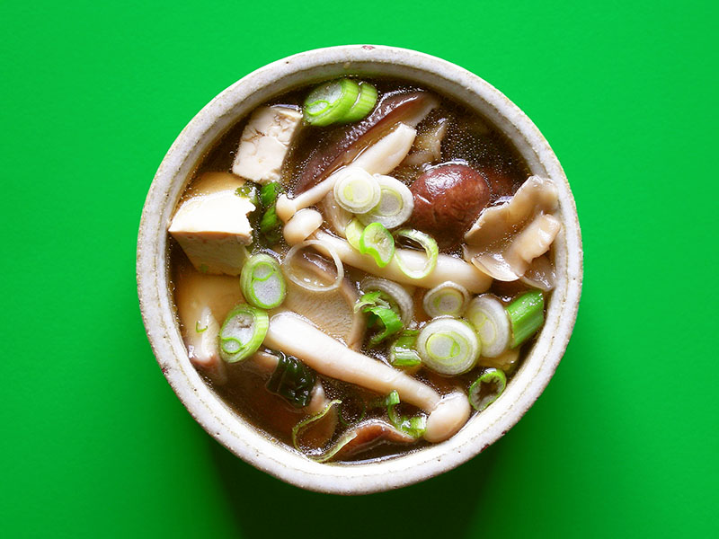 Vegan mushroom suimono Japanese shiitake soup
